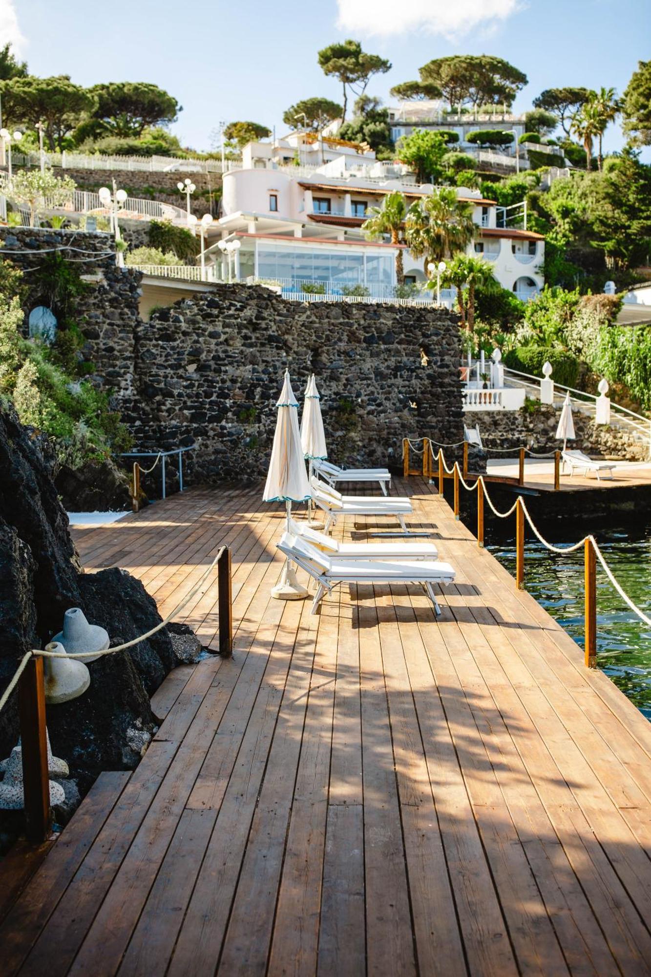 Strand Hotel Delfini Ischia Extérieur photo